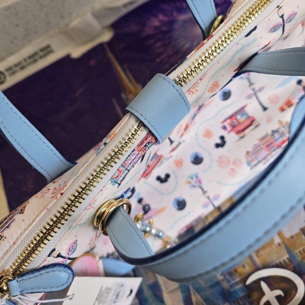SOLD ♡ | Disney Pouchette Crossbody - Picture 10 of 14